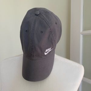 Women’s Nike Hat